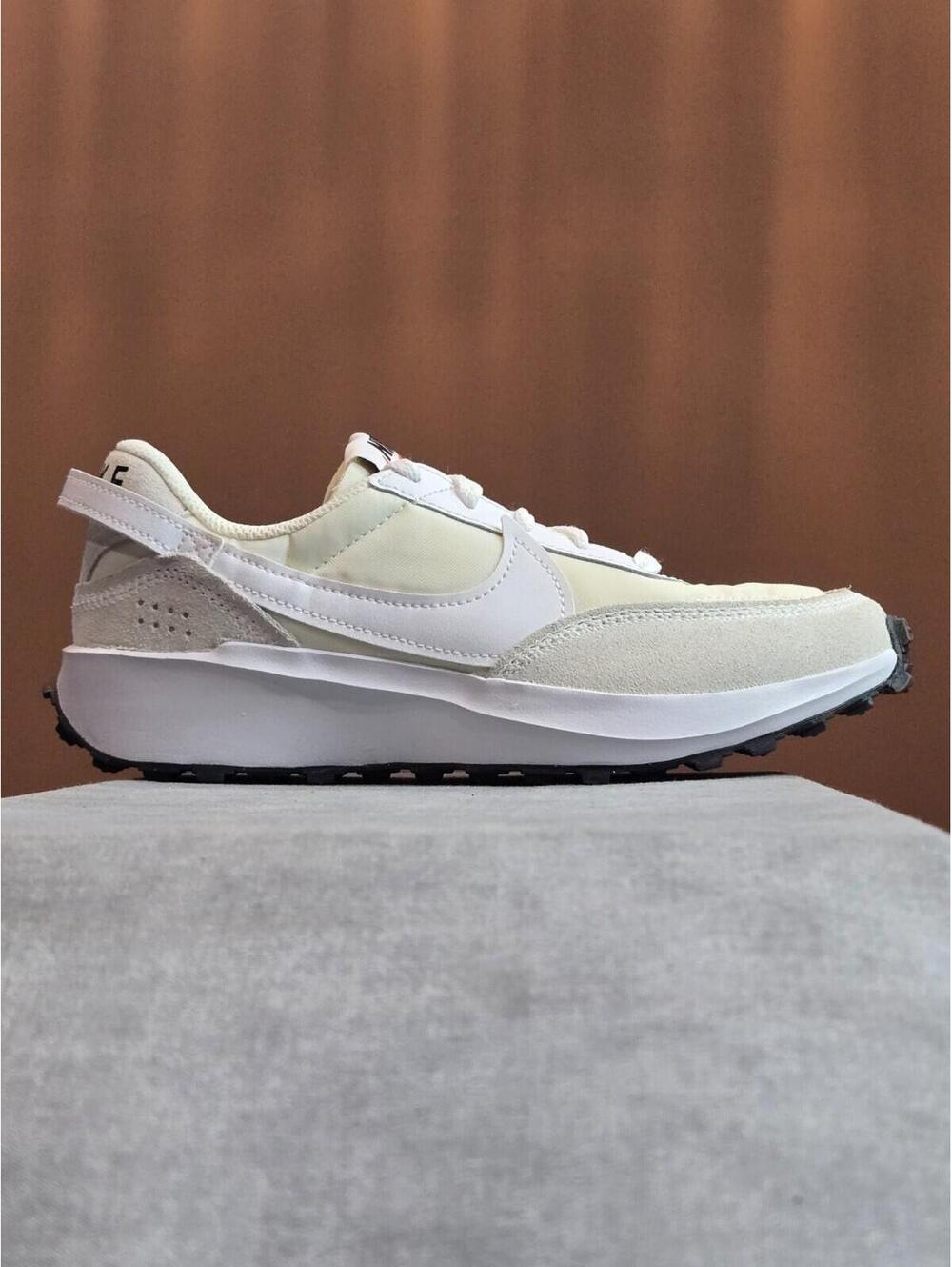 Nike Waffle Debut - White Black Orange (DH9523-100) Women's 6 - DISPLAY